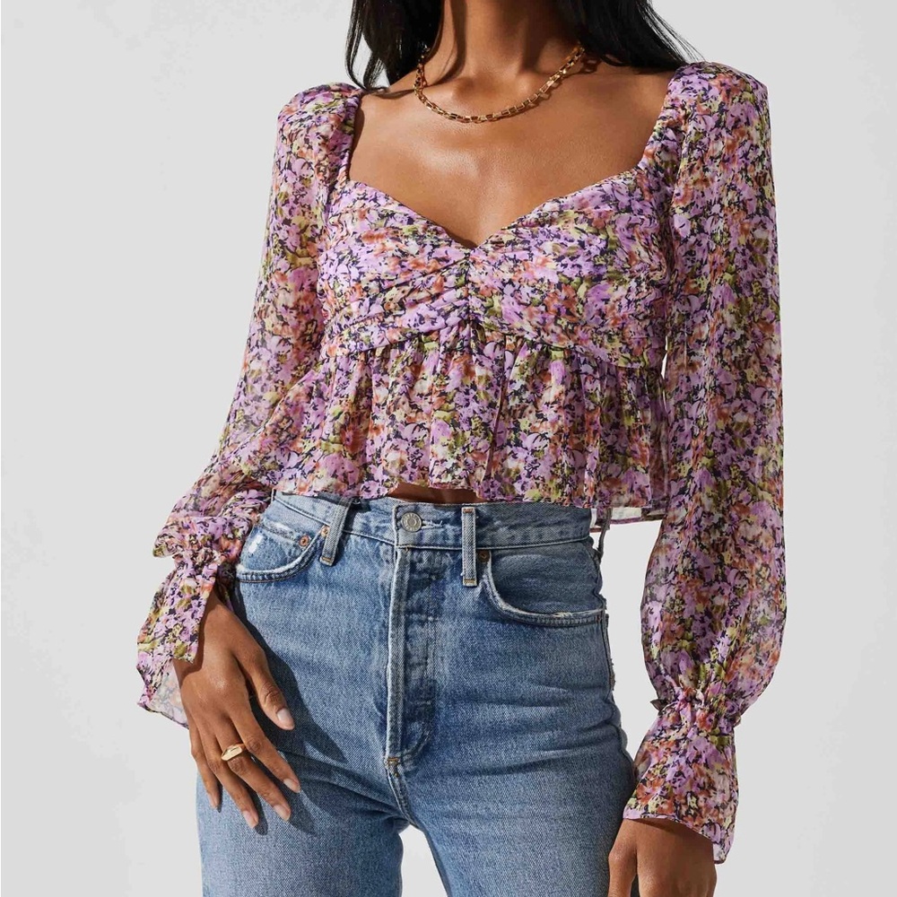 NWT ASTR The Label Purple Floral Sweetheart Peplum Cropped Blouse Size Small